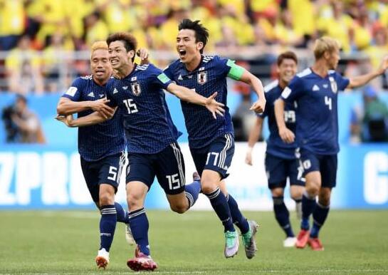 日本2-1哥伦比亚 比赛实在太精彩了