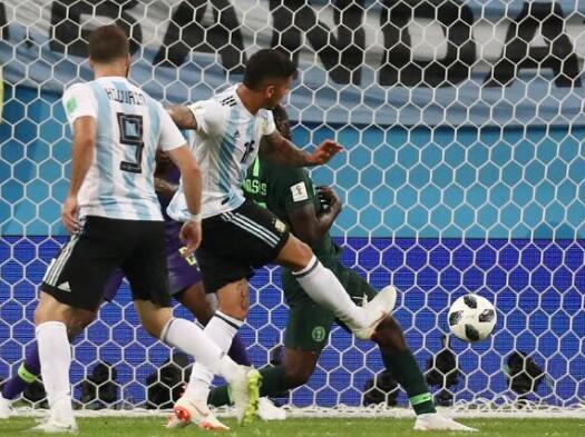 阿根廷手球未判 究竟是怎么回事？