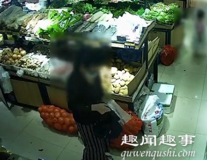 惊呆!女子在超市内频频盗窃猪肉 民警打开她家冰箱当场愣住
