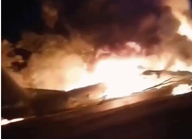 乌克兰一架军机坠毁致25人丧生 画面曝光实在让人震惊