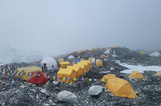 尼泊尔确认珠峰没发生健康危机 究竟是危机怎么回事？