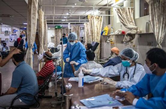 印度23名新冠患者逃离医院 内幕简直太可怕了