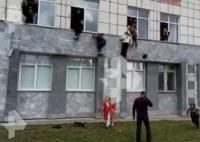 俄一大学发生枪击案 学生跳窗逃生 杀人案原因简直太吓人了