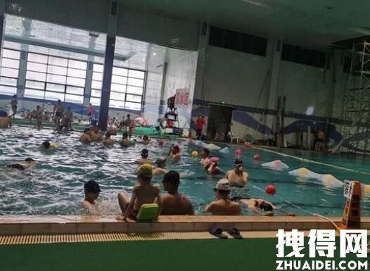 郑州一游泳馆坍塌致3死9伤 悲剧真相实在令人痛心