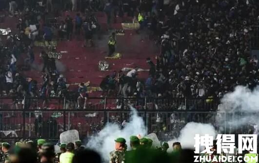 印尼球场骚乱死亡人数升至182人 背后真相实在让人惊愕